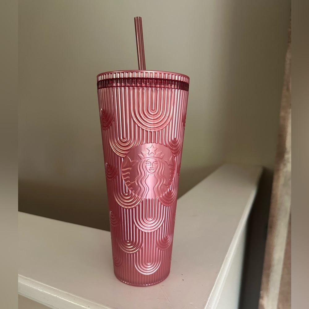 Starbucks Pink Shimmer Mermaid Scales Venti Tumbler